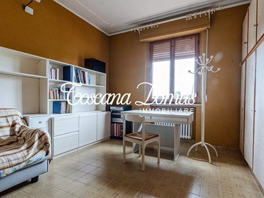 Immagine 27 di Appartamento in vendita  a Siena