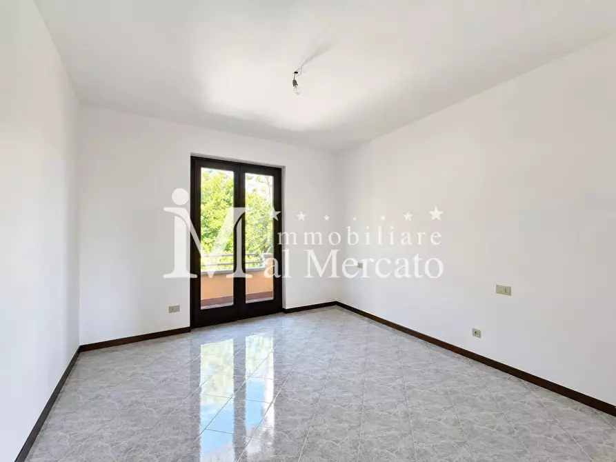 Immagine 38 di Villetta a schiera in vendita  a Viareggio