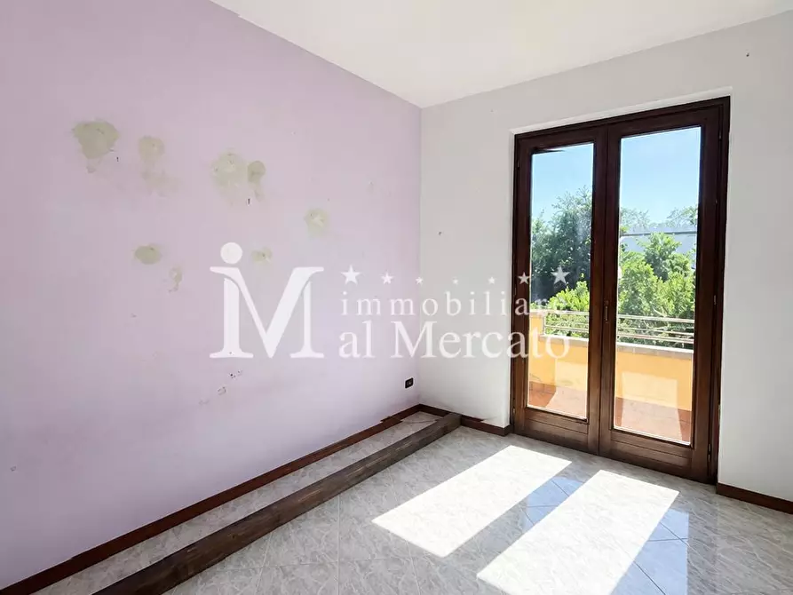 Immagine 36 di Villetta a schiera in vendita  a Viareggio