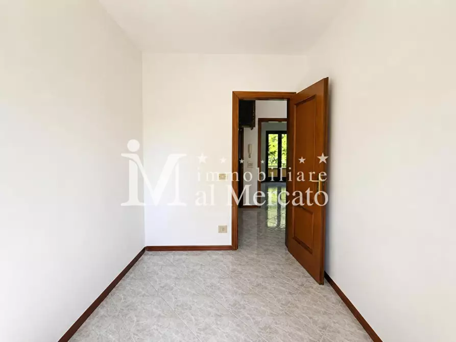 Immagine 49 di Villetta a schiera in vendita  a Viareggio