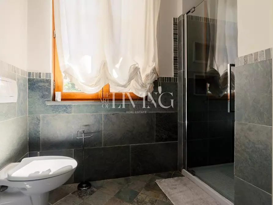 Immagine 29 di Villa in vendita  a Lucca