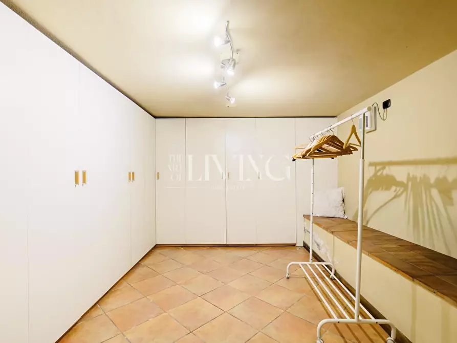 Immagine 58 di Villa in vendita  a Lucca
