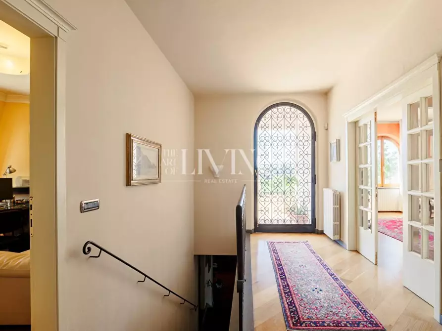 Immagine 31 di Villa in vendita  a Lucca