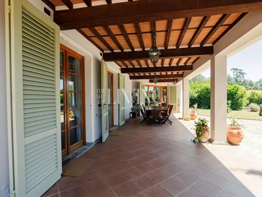 Immagine 15 di Villa in vendita  a Lucca
