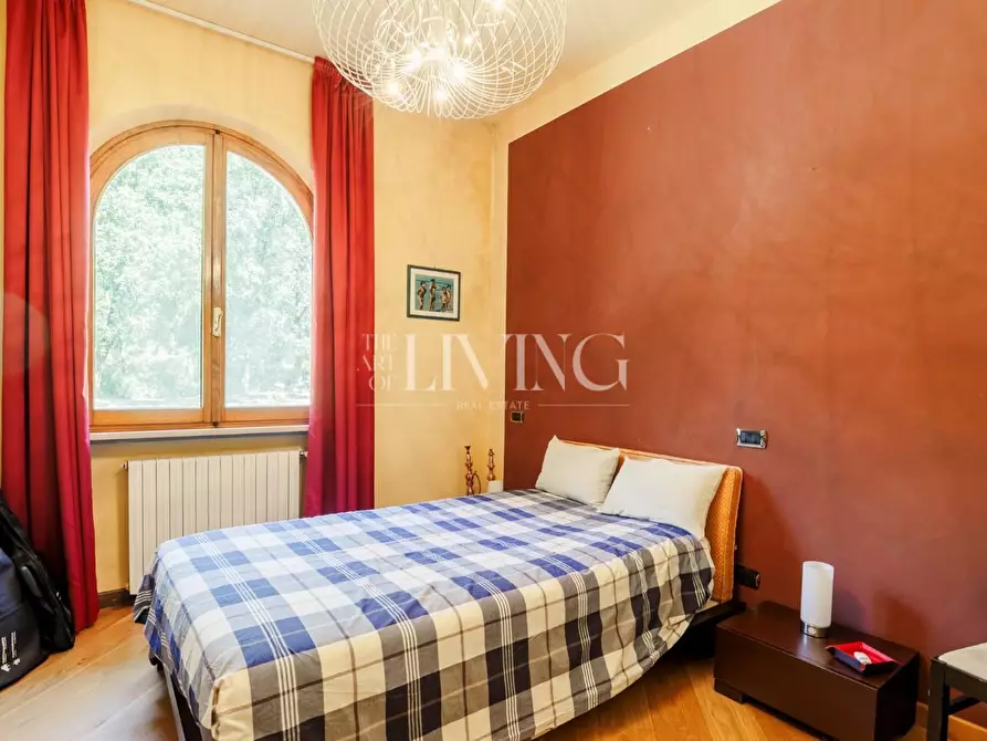 Immagine 38 di Villa in vendita  a Lucca