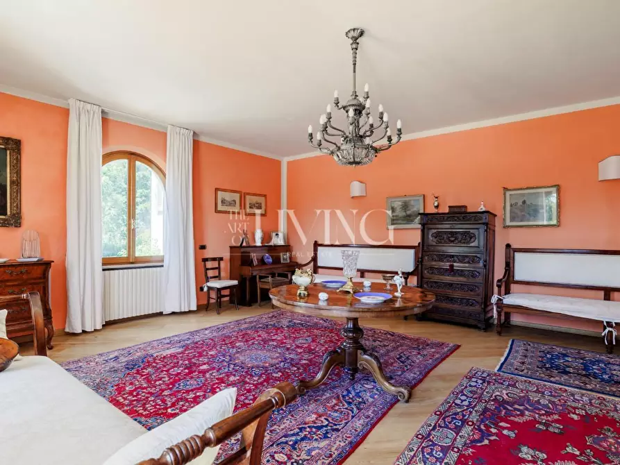 Immagine 32 di Villa in vendita  a Lucca
