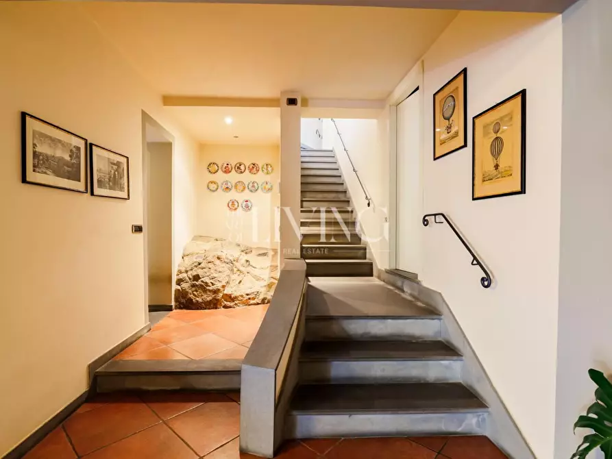 Immagine 30 di Villa in vendita  a Lucca