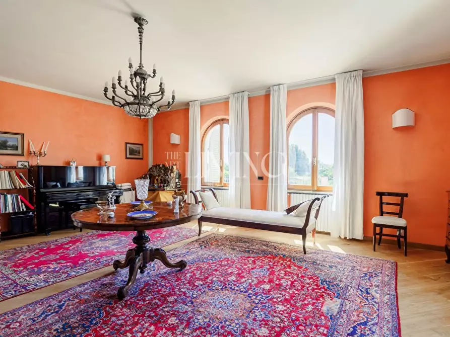 Immagine 35 di Villa in vendita  a Lucca
