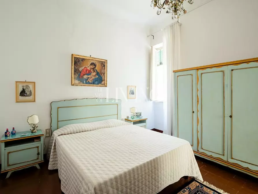Immagine 42 di Appartamento in vendita  a Lucca