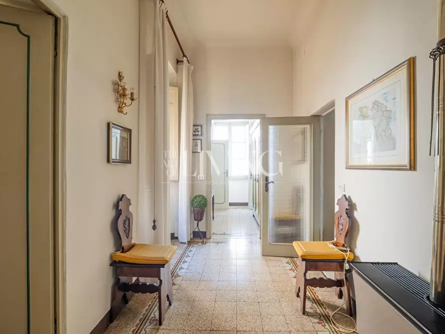 Immagine 32 di Appartamento in vendita  a Lucca