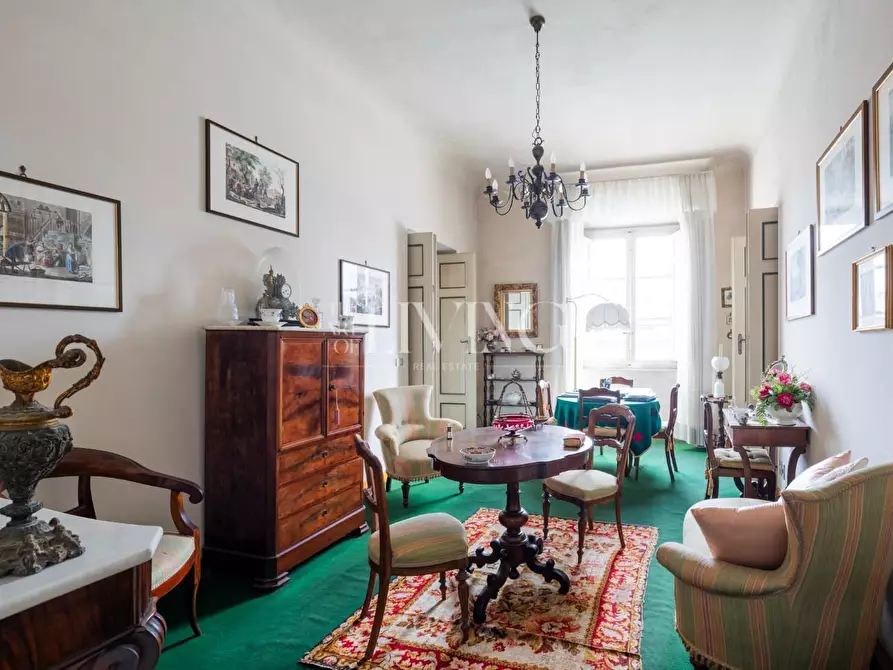 Immagine 22 di Appartamento in vendita  a Lucca