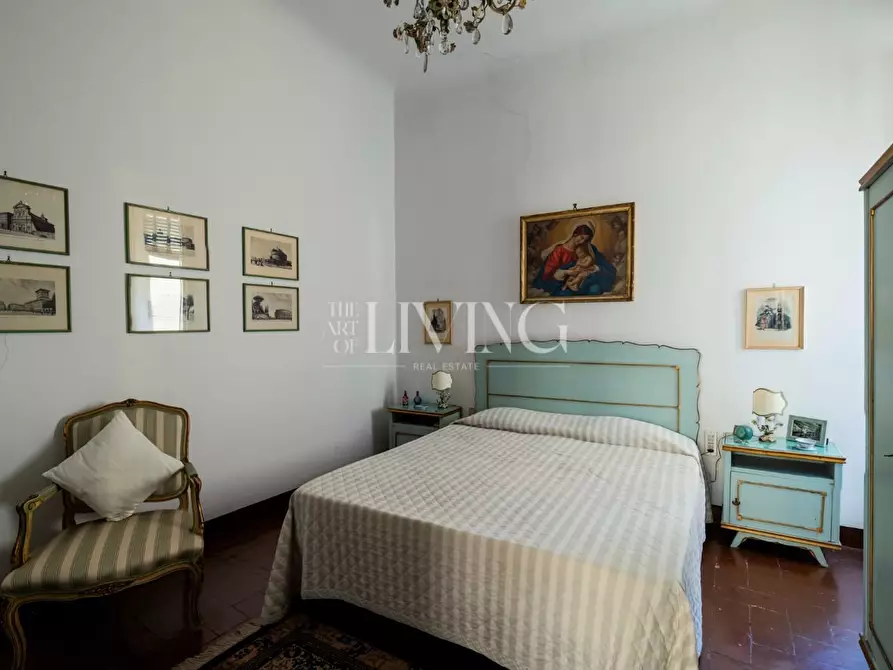 Immagine 41 di Appartamento in vendita  a Lucca