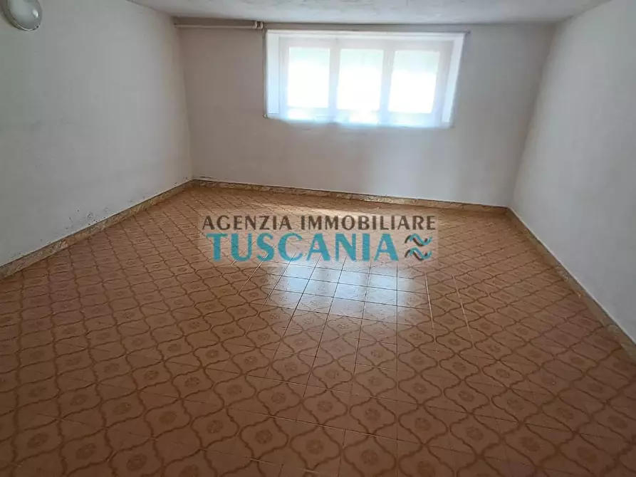 Immagine 15 di Casa bifamiliare in vendita  a Cecina
