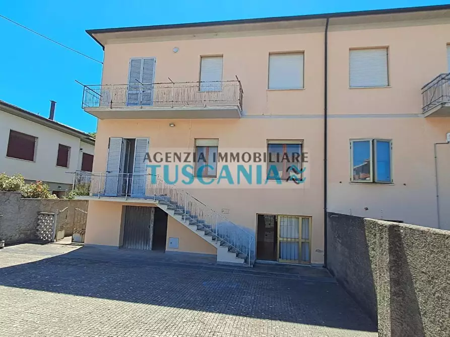 Immagine 34 di Casa bifamiliare in vendita  a Cecina