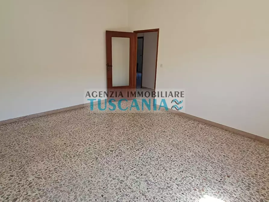 Immagine 27 di Casa bifamiliare in vendita  a Cecina