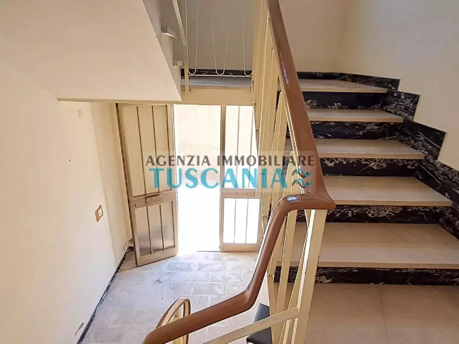 Immagine 29 di Casa bifamiliare in vendita  a Cecina