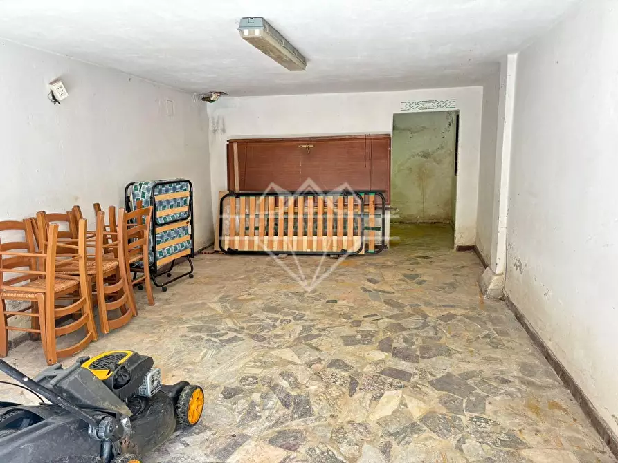 Immagine 24 di Appartamento in vendita  a Massa