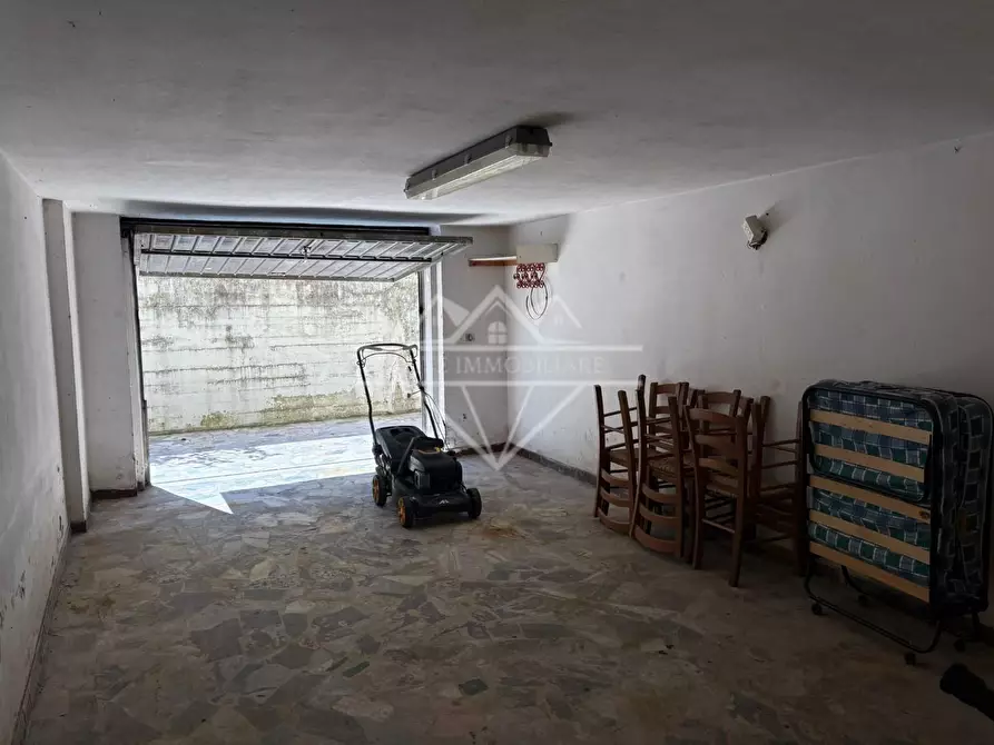 Immagine 25 di Appartamento in vendita  a Massa