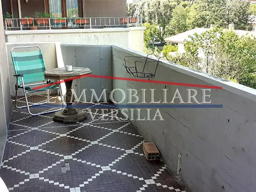 Immagine 4 di Appartamento in vendita  a Massa