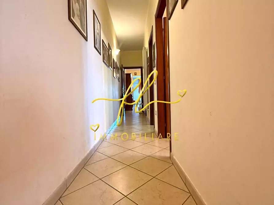 Immagine 19 di Appartamento in vendita  a Cecina