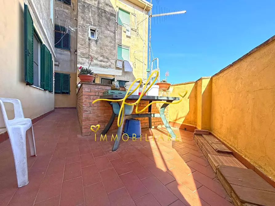 Immagine 15 di Appartamento in vendita  a Cecina