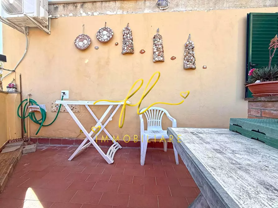 Immagine 17 di Appartamento in vendita  a Cecina