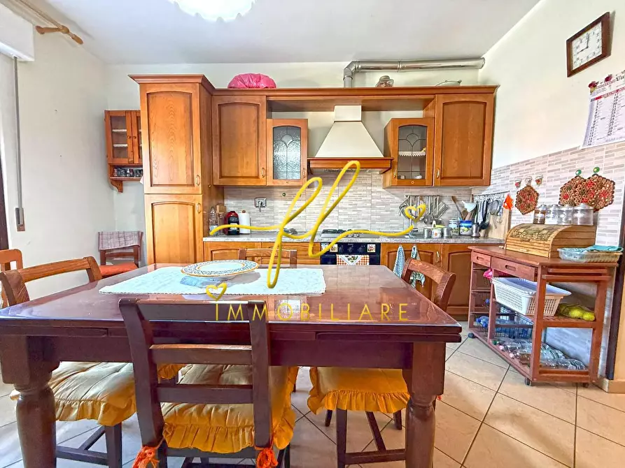 Immagine 13 di Appartamento in vendita  a Cecina