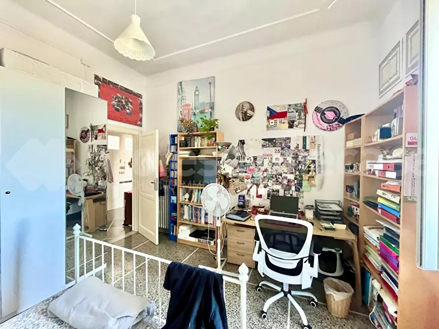 Immagine 12 di Appartamento in vendita  a Pisa