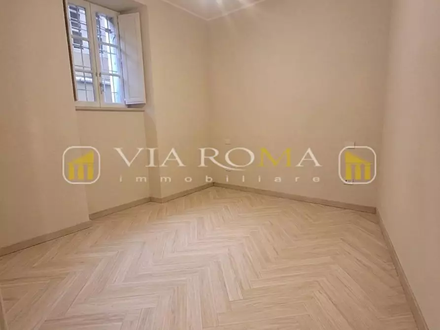 Immagine 20 di Appartamento in vendita  a Lucca