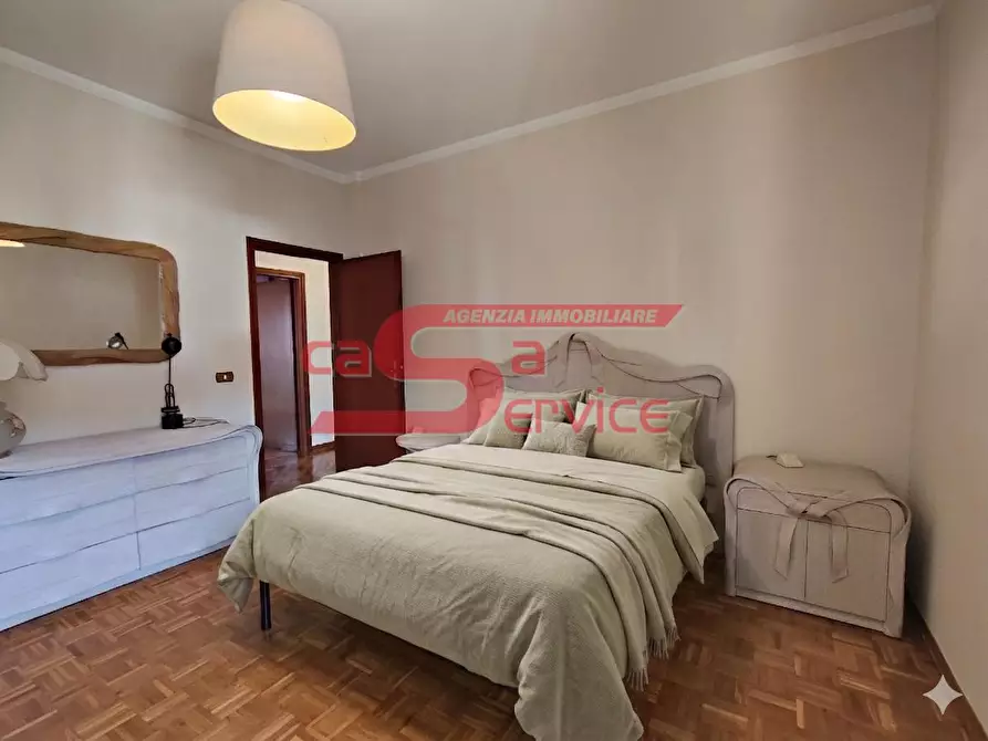 Immagine 11 di Appartamento in vendita  a Montecatini Terme