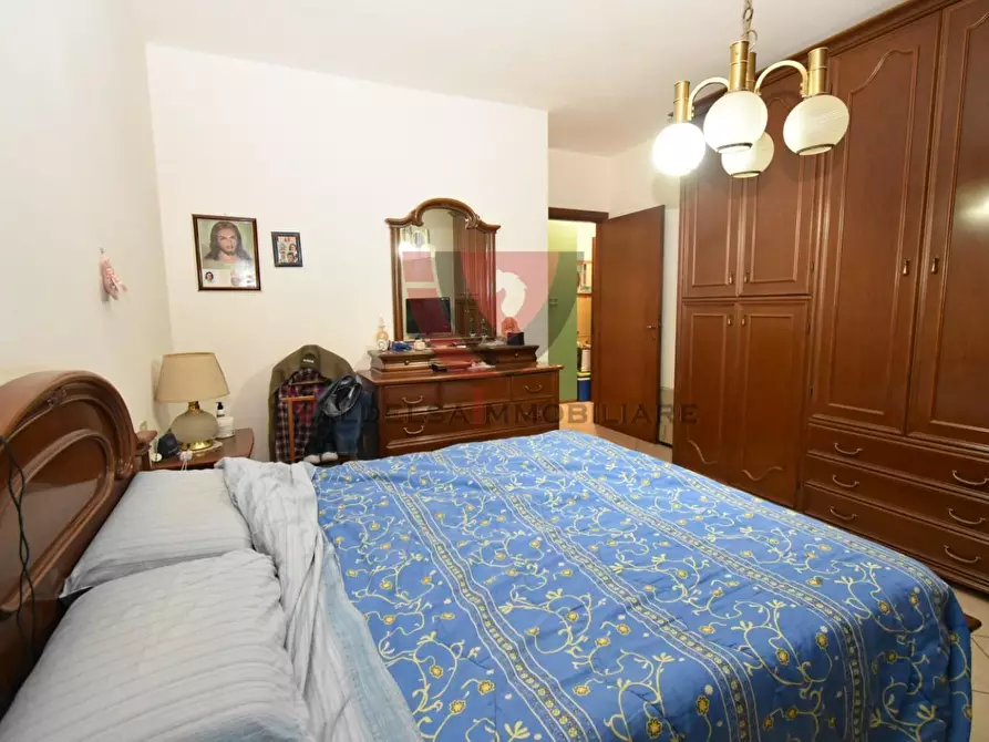 Immagine 16 di Appartamento in vendita  a Colle Di Val D'elsa