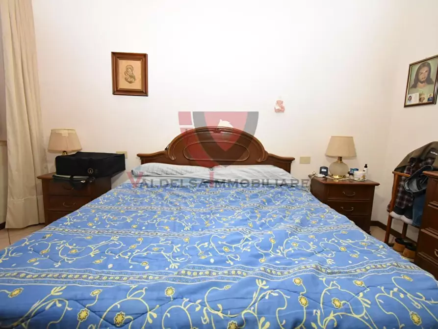 Immagine 17 di Appartamento in vendita  a Colle Di Val D'elsa