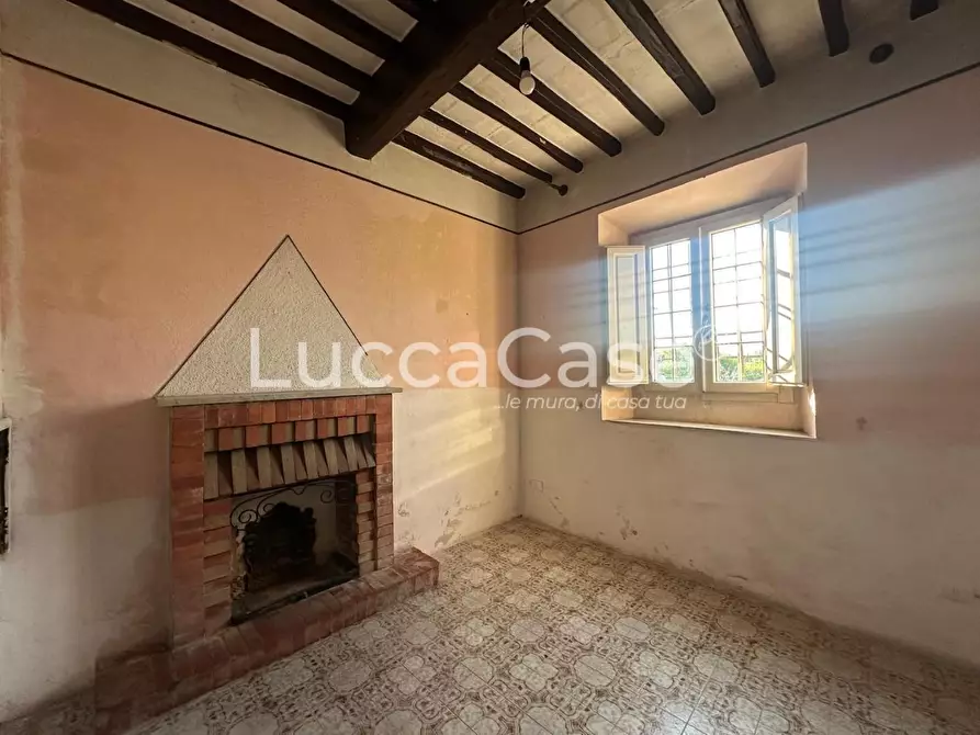 Immagine 2 di Terratetto in vendita  a Lucca