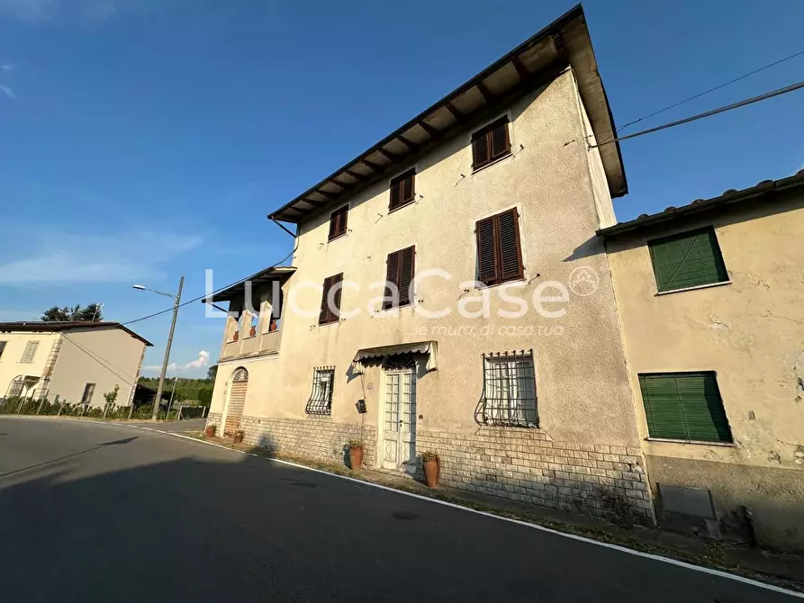 Immagine 17 di Terratetto in vendita  a Lucca