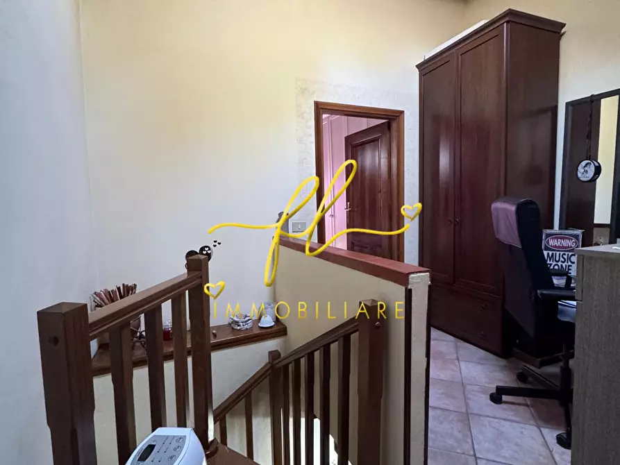 Immagine 12 di Appartamento in vendita  a Collesalvetti