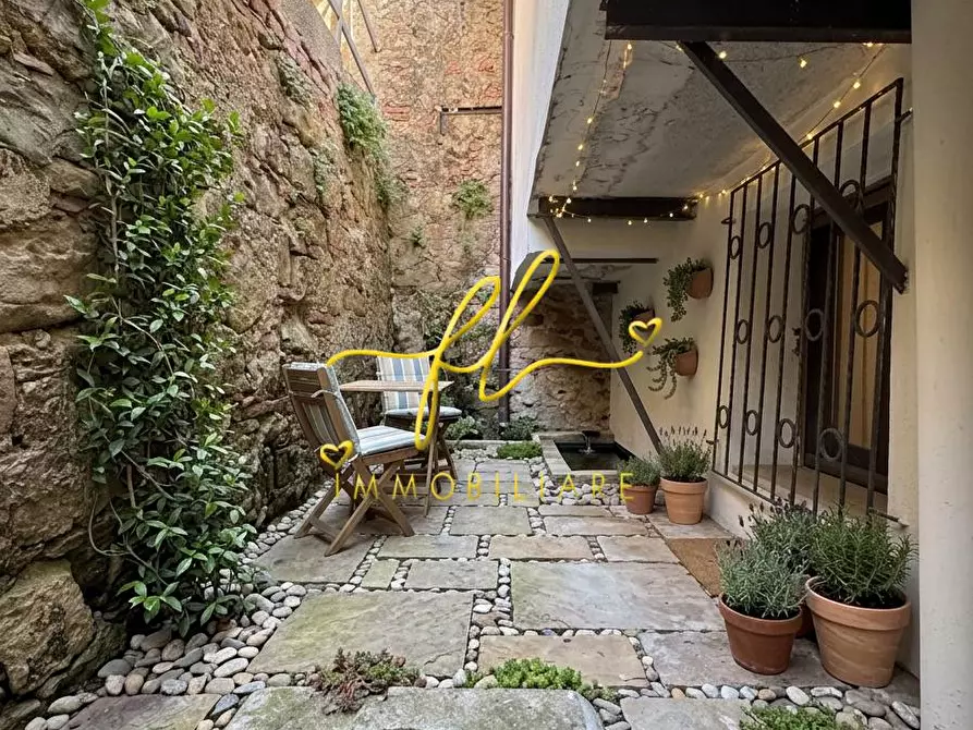 Immagine 26 di Appartamento in vendita  a Collesalvetti