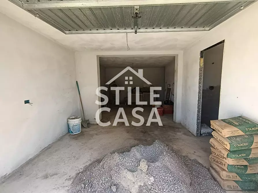 Immagine 38 di Villetta a schiera in vendita  a Castelfranco Di Sotto