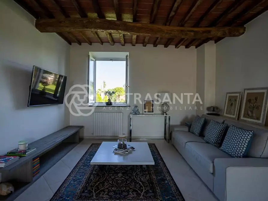 Immagine 12 di Villa in vendita  a Pietrasanta