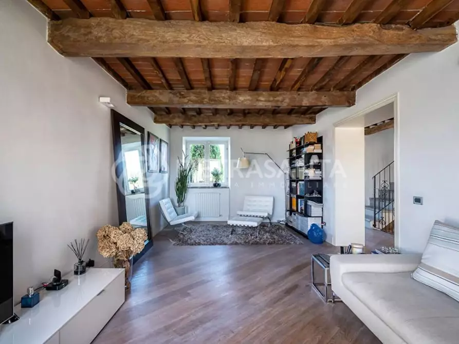 Immagine 10 di Villa in vendita  a Pietrasanta