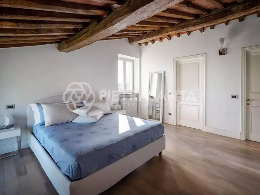 Immagine 20 di Villa in vendita  a Pietrasanta