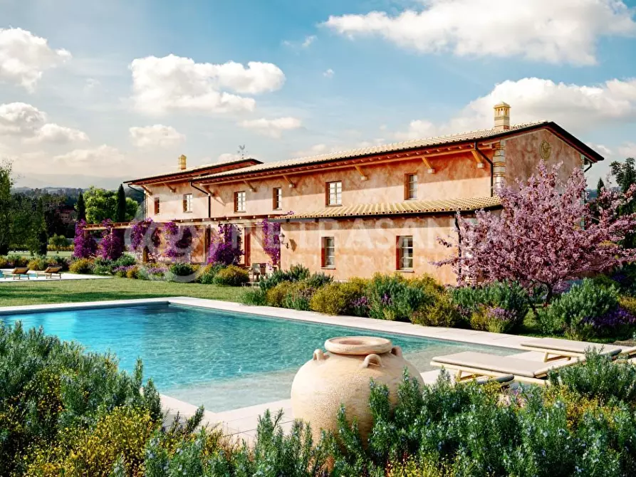 Immagine 2 di Casa colonica in vendita  a Pietrasanta