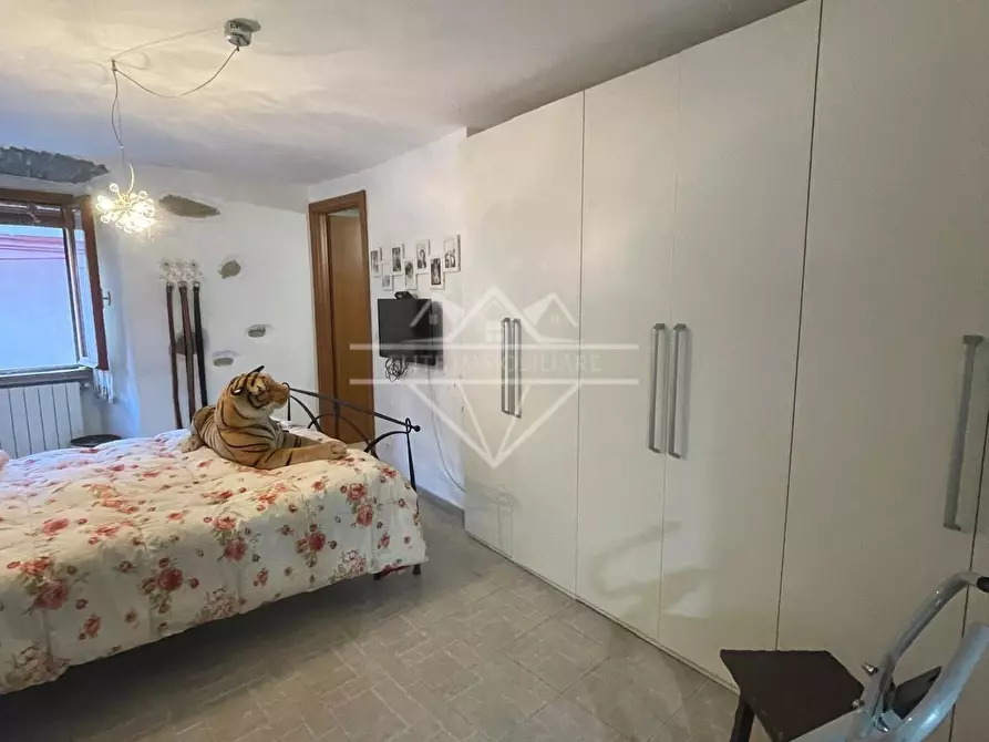 Immagine 6 di Appartamento in vendita  a Carrara