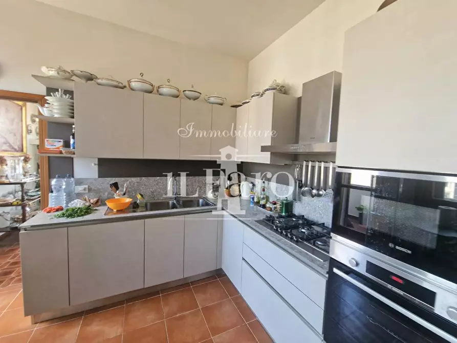Immagine 30 di Appartamento in vendita  a Firenze