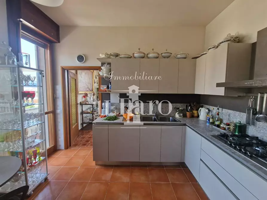 Immagine 28 di Appartamento in vendita  a Firenze