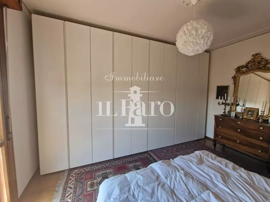Immagine 33 di Appartamento in vendita  a Firenze