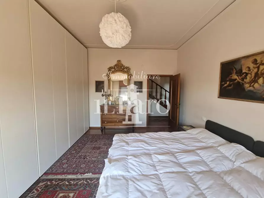 Immagine 36 di Appartamento in vendita  a Firenze