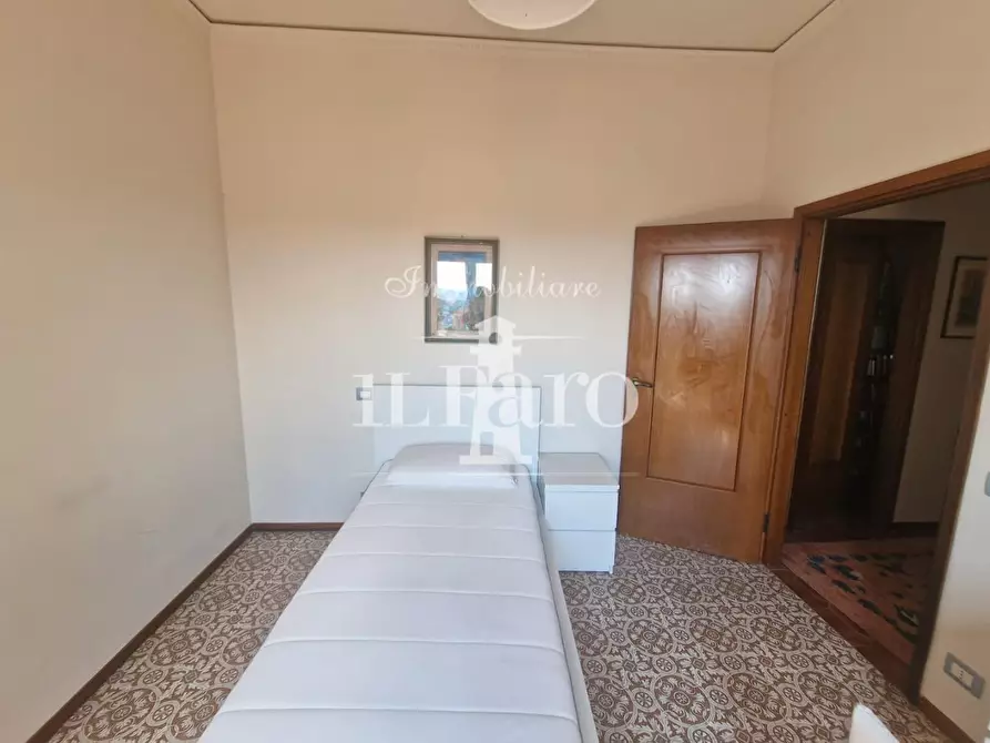 Immagine 37 di Appartamento in vendita  a Firenze
