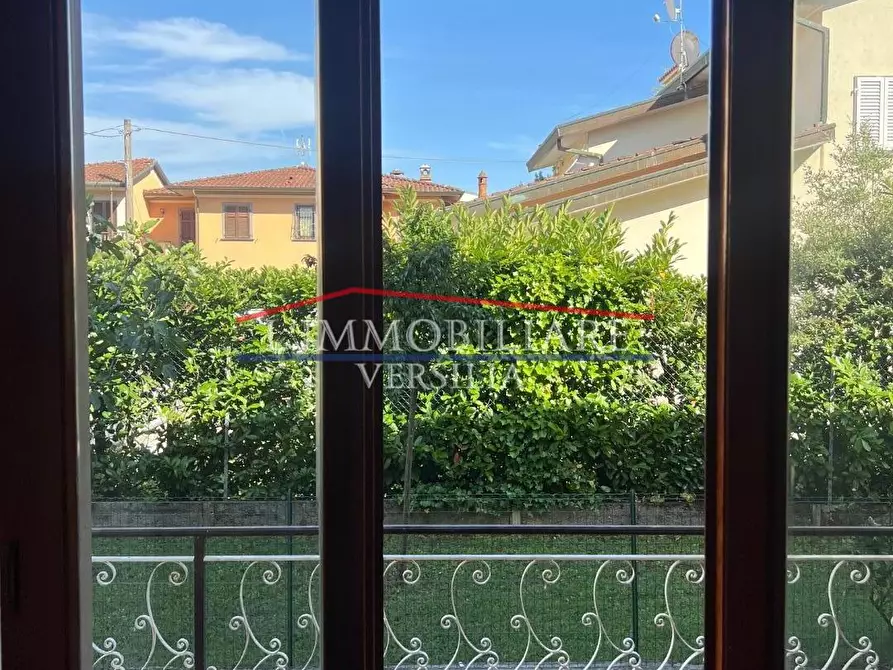 Immagine 27 di Appartamento in vendita  a Massa