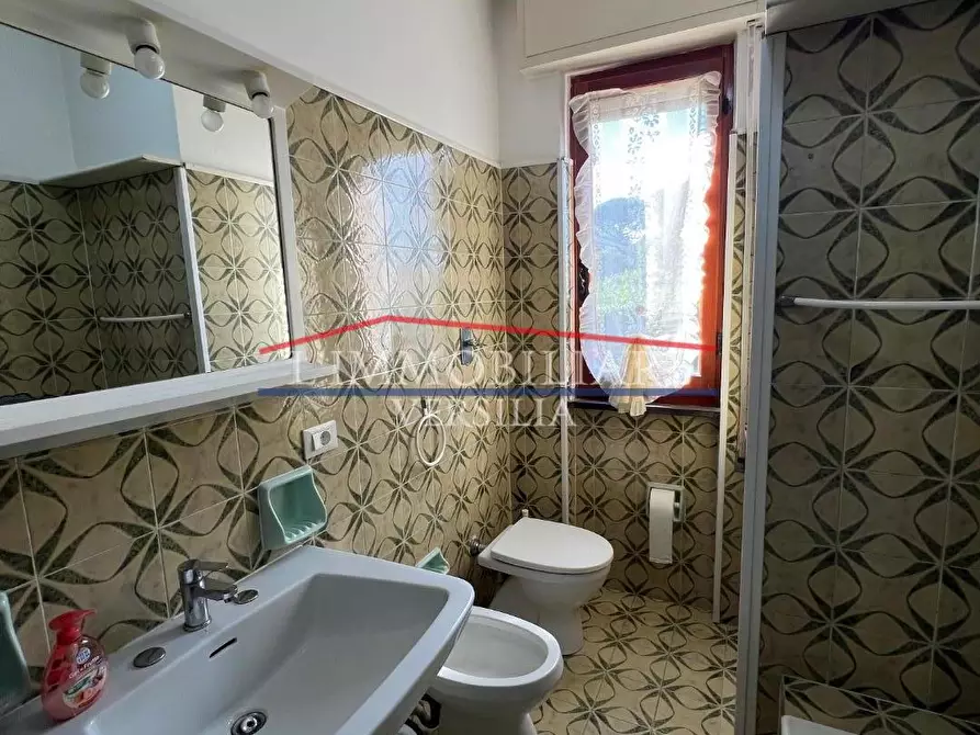 Immagine 19 di Appartamento in vendita  a Massa
