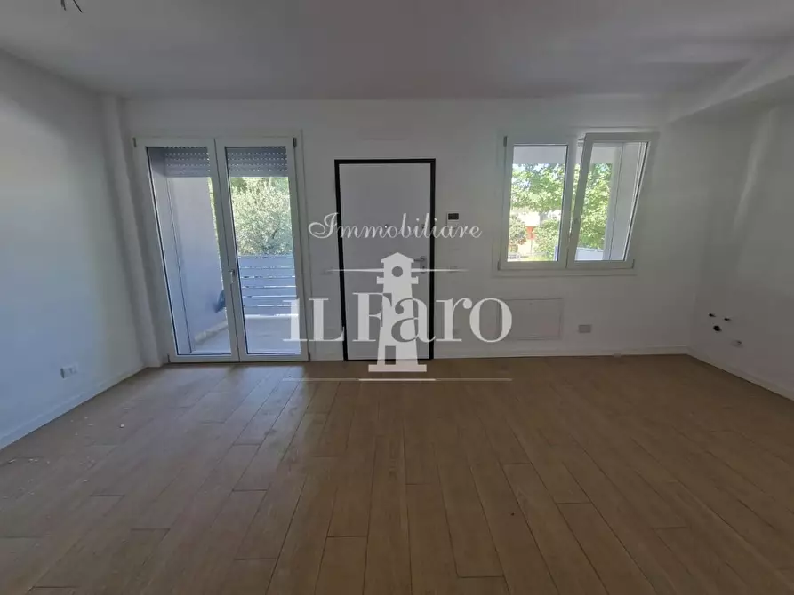 Immagine 2 di Appartamento in vendita  a Campi Bisenzio